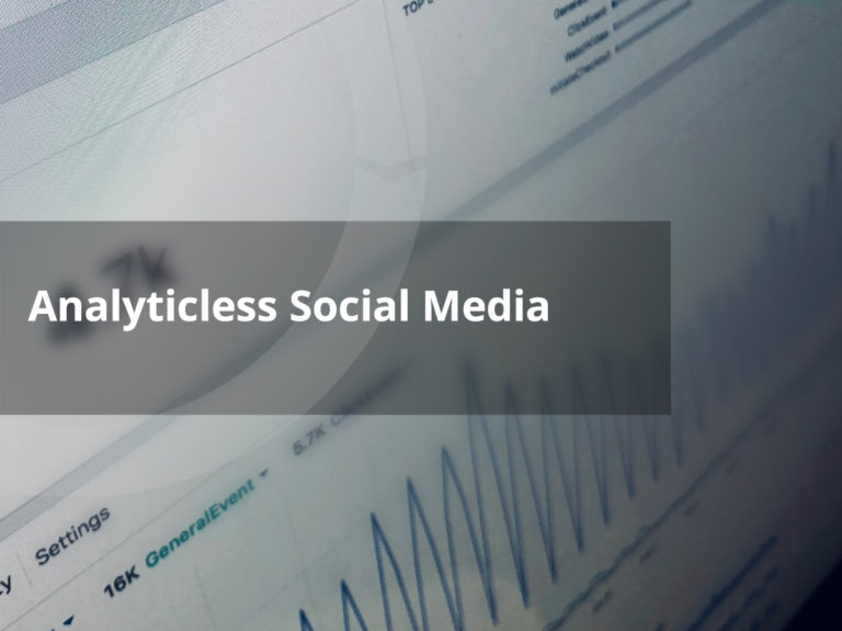 Analyticless Social Media